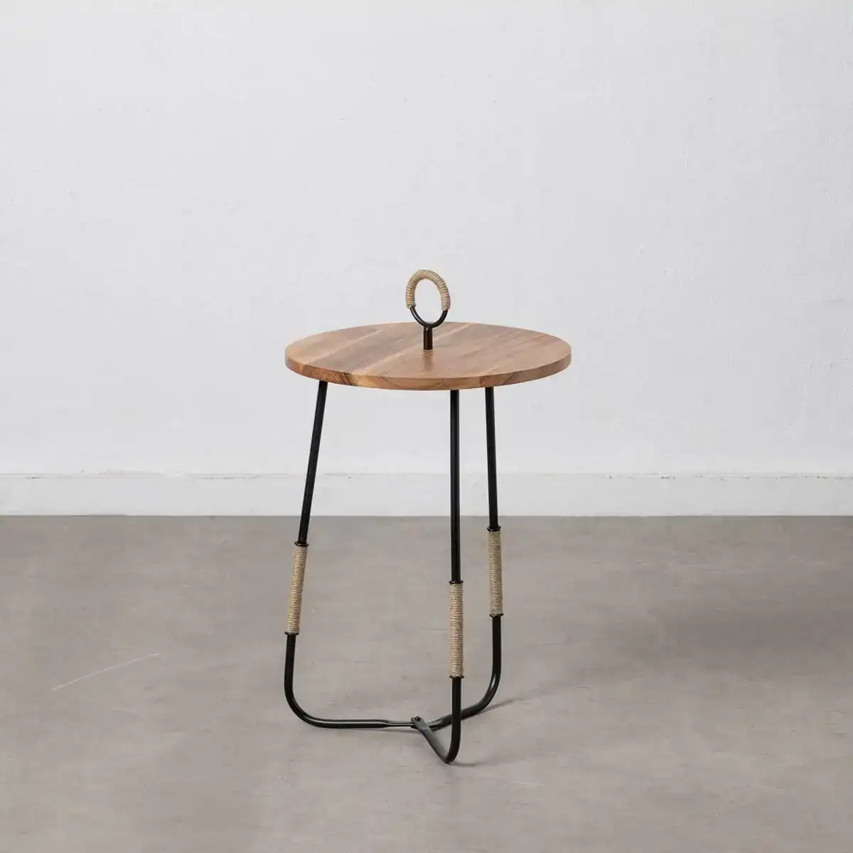 Table d appoint 40 5 x 40 5 x 66 cm naturel noir bois fer_3154. DIAYTAR COTE D'IVOIRE - Où Choisir est une Célébration. Découvrez notre sélection de produits qui représentent la diversité et la joie du Côte d'Ivoire, à chaque étape de votre vie.