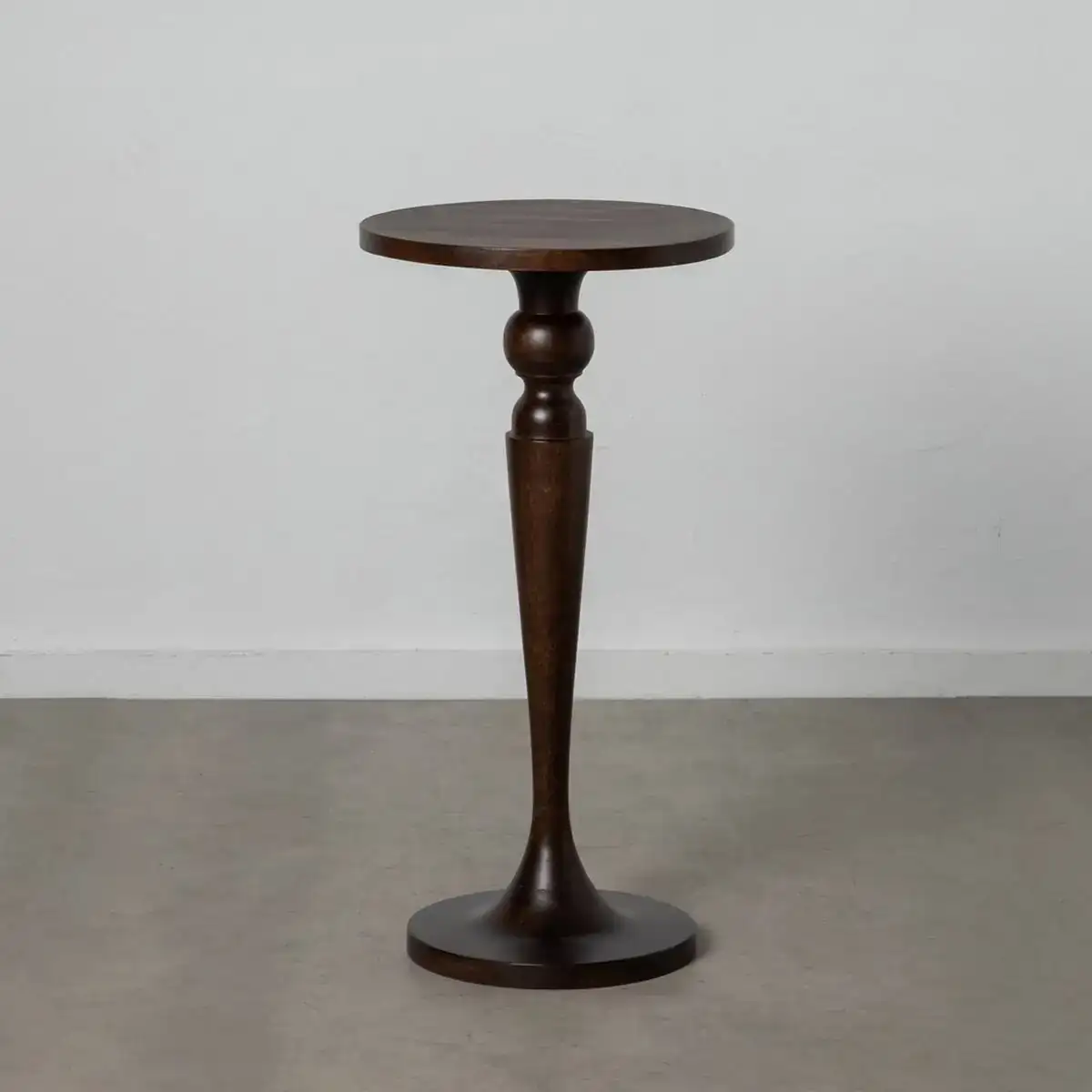 Table d appoint 40 x 40 x 90 cm marron bois de manguier_6814. DIAYTAR COTE D'IVOIRE - Votre Source de Découvertes Shopping. Naviguez à travers nos catégories et découvrez des articles qui vous surprendront et vous séduiront.