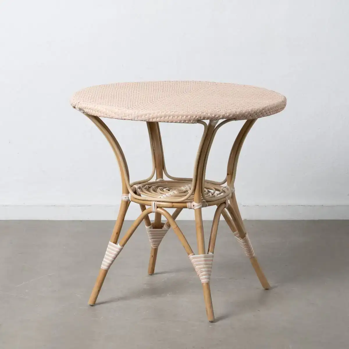 Table d appoint 81 x 81 x 76 5 cm naturel beige rotin_8224. DIAYTAR COTE D'IVOIRE - L'Univers de l'Élégance Accessible. Plongez dans notre catalogue et choisissez des produits qui allient sophistication et accessibilité pour un shopping exquis.