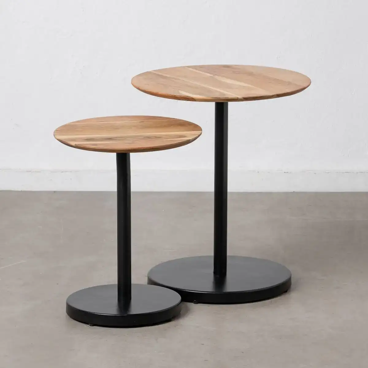 Table d appoint naturel noir 50 x 50 x 60 cm_3179. DIAYTAR COTE D'IVOIRE - Où l'Élégance se Mêle à l'Authenticité. Naviguez à travers notre boutique en ligne et choisissez des produits qui incarnent le style et la tradition du Côte d'Ivoire.