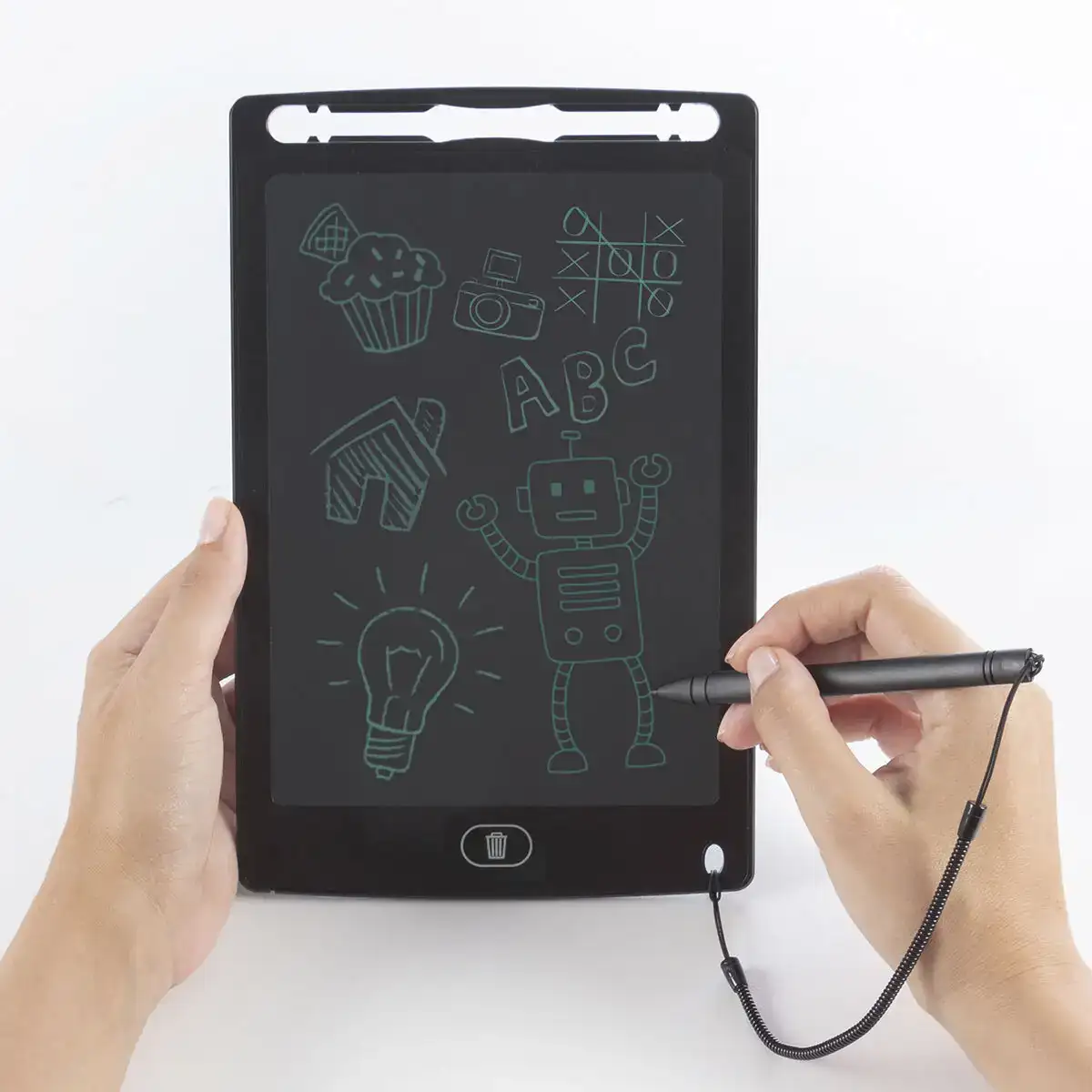 Tablette pour dessiner et ecrire lcd magic drablet innovagoods_4035. DIAYTAR COTE D'IVOIRE - Votre Destination pour un Shopping Inégalé. Naviguez à travers notre sélection minutieuse pour trouver des produits qui répondent à tous vos besoins.