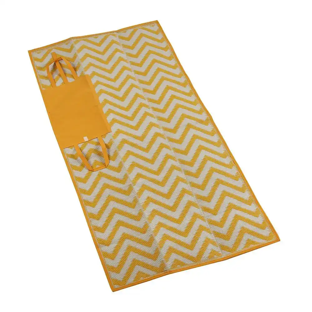 Tapis versa stripes 90 x 1 x 180 cm _1082. Bienvenue chez DIAYTAR COTE D'IVOIRE - Où Chaque Objet a sa Propre Histoire. Découvrez notre sélection soigneusement choisie et choisissez des produits qui racontent le patrimoine sénégalais.