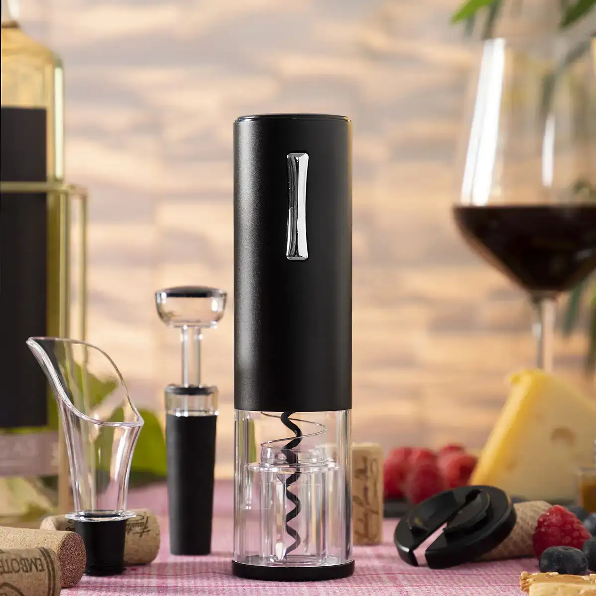 Tire bouchon electrique rechargeable avec accessoires pour le vin corklux innovagoods_6807. DIAYTAR COTE D'IVOIRE - Votre Destination pour un Shopping Inégalé. Naviguez à travers notre sélection minutieuse pour trouver des produits qui répondent à tous vos besoins.