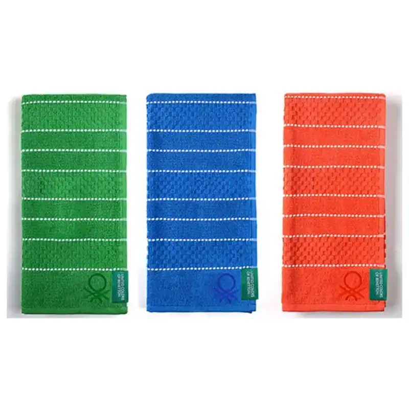 Tissu de cuisine benetton_6813. DIAYTAR COTE D'IVOIRE - Votre Destination pour un Shopping Réfléchi. Découvrez notre gamme variée et choisissez des produits qui correspondent à vos valeurs et à votre style de vie.