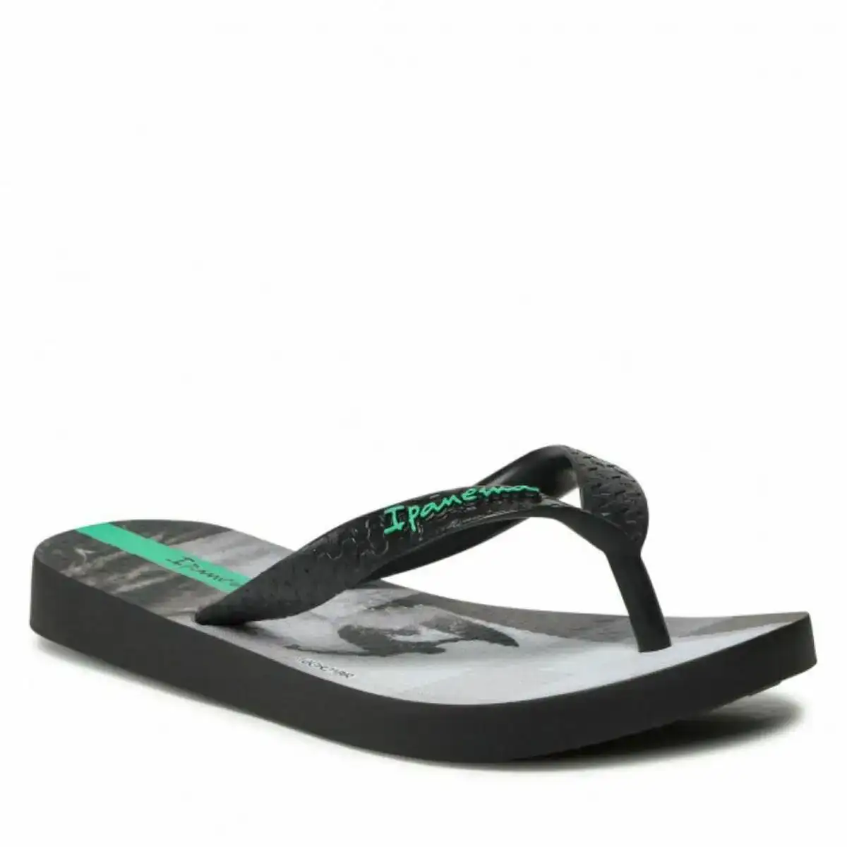 Tongs pour enfants ipanema 83185 23100 noir_4062. DIAYTAR COTE D'IVOIRE - L'Art de Choisir, l'Art de S'émerveiller. Explorez notre boutique en ligne et choisissez des articles qui éveillent votre sens de l'émerveillement.