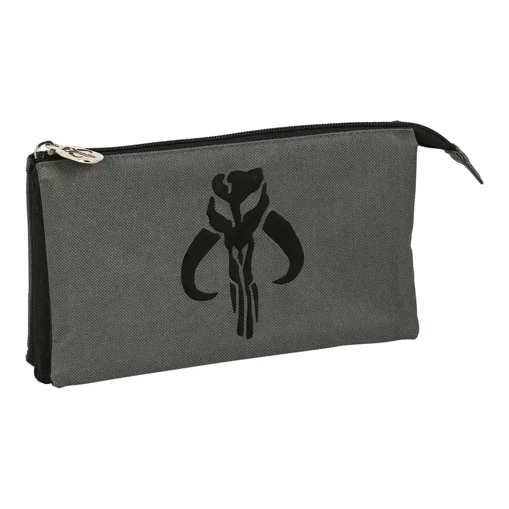 Trousse d ecolier the mandalorian noir gris 22 x 12 x 3 cm _2215. DIAYTAR COTE D'IVOIRE - Là où la Qualité se Marque d'une Touche Côte d'Ivoireaise. Naviguez à travers notre boutique en ligne et choisissez des produits qui allient excellence et tradition.