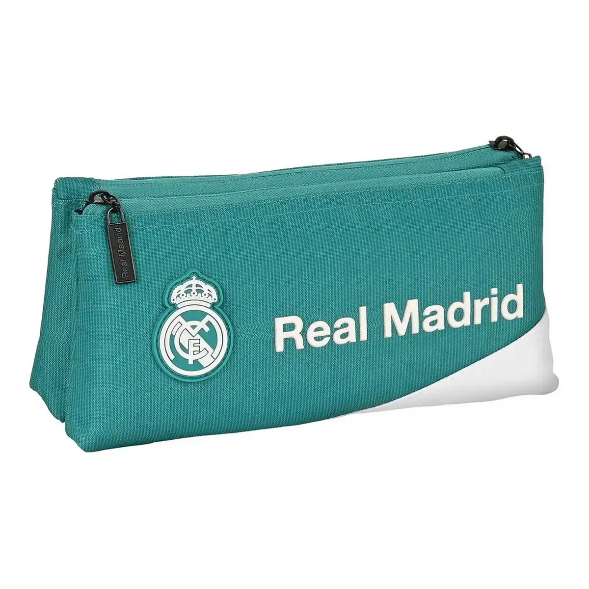 Trousse de toilette enfant real madrid c f blanc vert turquoise 22 x 10 x 8 cm _2119. DIAYTAR COTE D'IVOIRE - Où l'Élégance se Mêle à l'Authenticité. Naviguez à travers notre boutique en ligne et choisissez des produits qui incarnent le style et la tradition du Côte d'Ivoire.