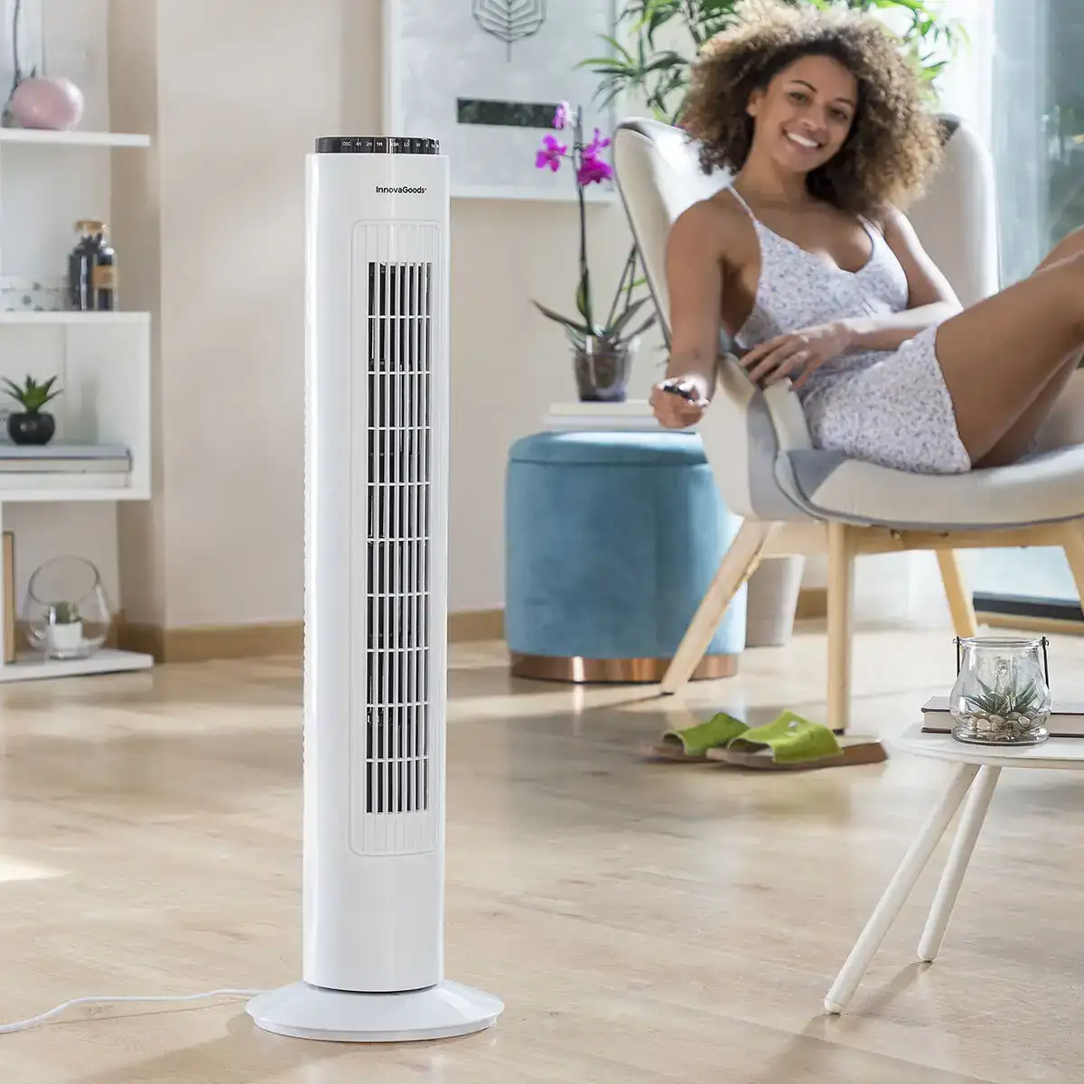 Ventilateur colonne avec telecommande towarie innovagoods_9977. DIAYTAR COTE D'IVOIRE - L'Art de Choisir, l'Art de Se Distinquer. Naviguez à travers notre catalogue et choisissez des produits qui ajoutent une note d'élégance à votre style unique.