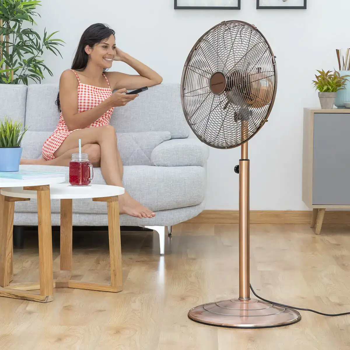 Ventilateur sur pied copper retro innovagoods o 40 cm 55w_2921. DIAYTAR COTE D'IVOIRE - Où l'Élégance se Mêle à l'Authenticité. Naviguez à travers notre boutique en ligne et choisissez des produits qui incarnent le style et la tradition du Côte d'Ivoire.