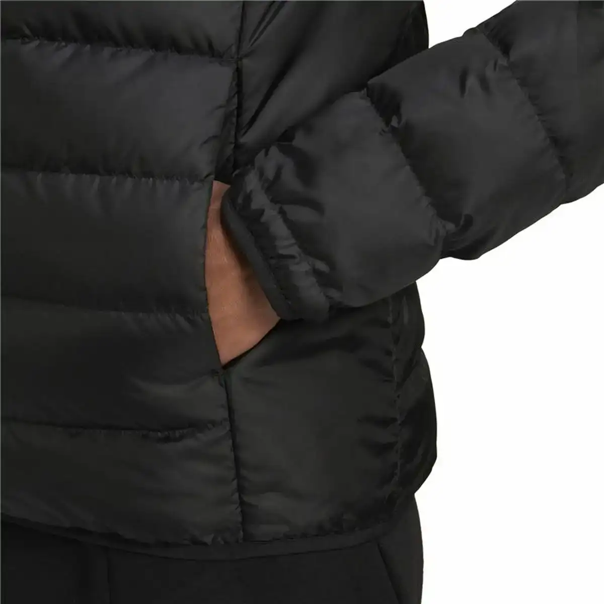 Veste de sport pour homme adidas essentials noir_2877. Entrez dans DIAYTAR COTE D'IVOIRE - Où Chaque Détail Compte. Explorez notre boutique en ligne pour trouver des produits de haute qualité, soigneusement choisis pour répondre à vos besoins et vos désirs.