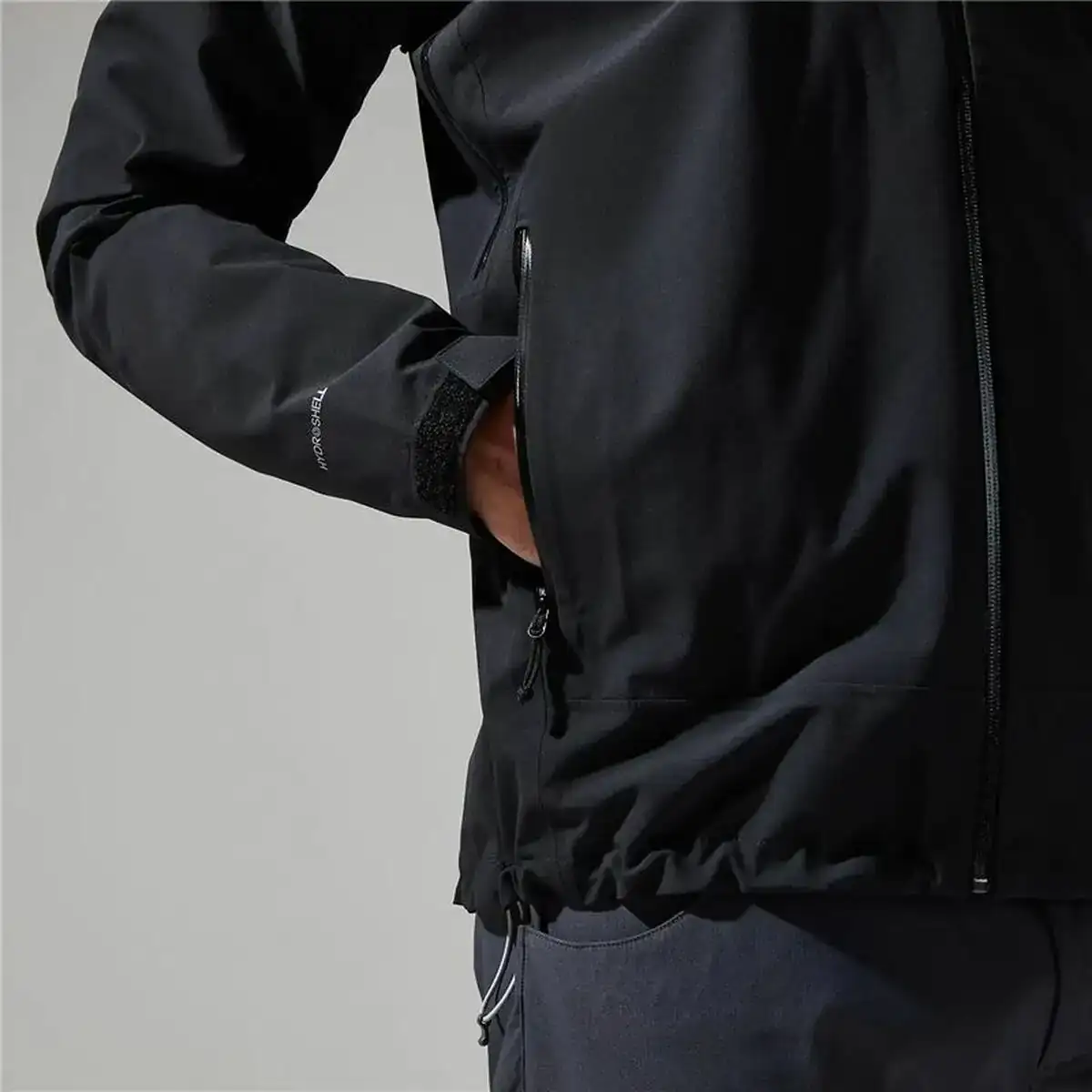Veste de sport pour homme berghaus kember vented noir_7200. DIAYTAR COTE D'IVOIRE - Votre Passage Vers l'Excellence Shopping. Découvrez un catalogue en ligne qui offre une expérience d'achat exceptionnelle, avec des produits soigneusement sélectionnés pour satisfaire tous les goûts.