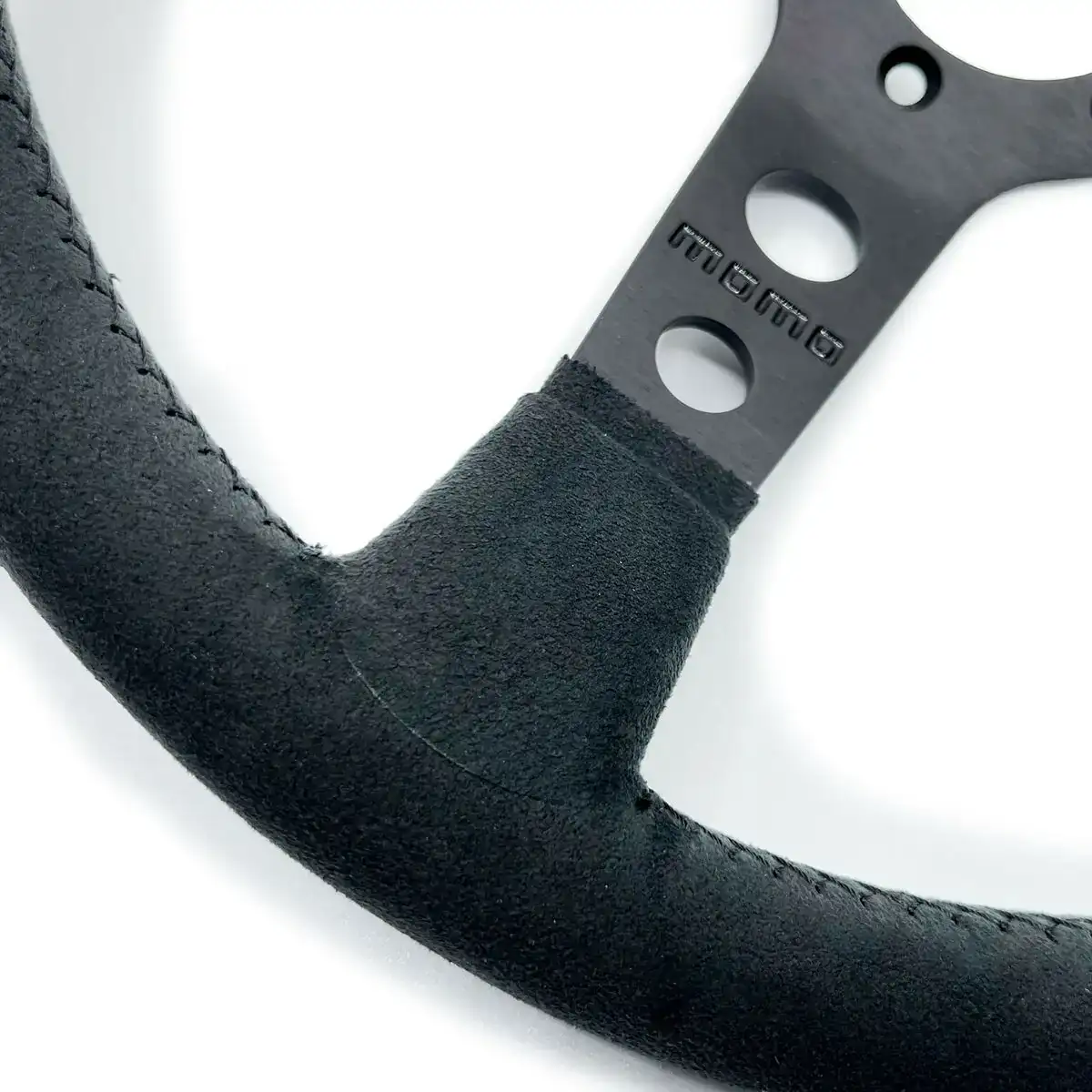 Volant racing momo mod 07 noir o 35 cm_2731. Bienvenue sur DIAYTAR COTE D'IVOIRE - Où Choisir Rime avec Qualité. Explorez notre gamme diversifiée et découvrez des articles conçus pour répondre à vos attentes élevées.