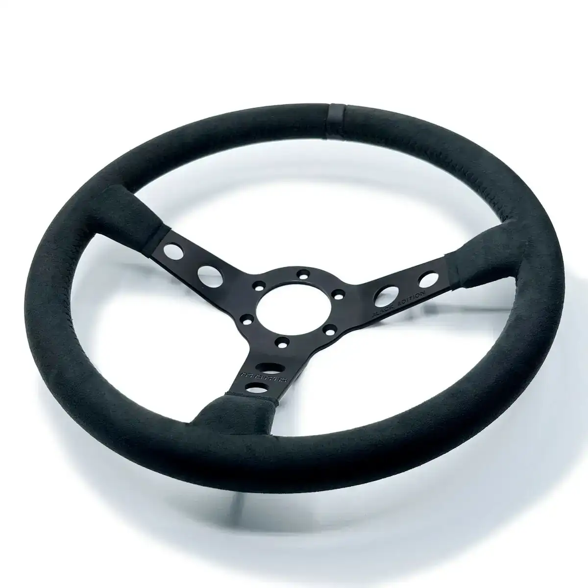 Volant racing momo mod 07 noir o 35 cm_9831. DIAYTAR COTE D'IVOIRE - Votre Destination Shopping Incontournable. Parcourez nos rayons virtuels et trouvez des articles qui répondent à tous vos besoins, du quotidien à l'exceptionnel.