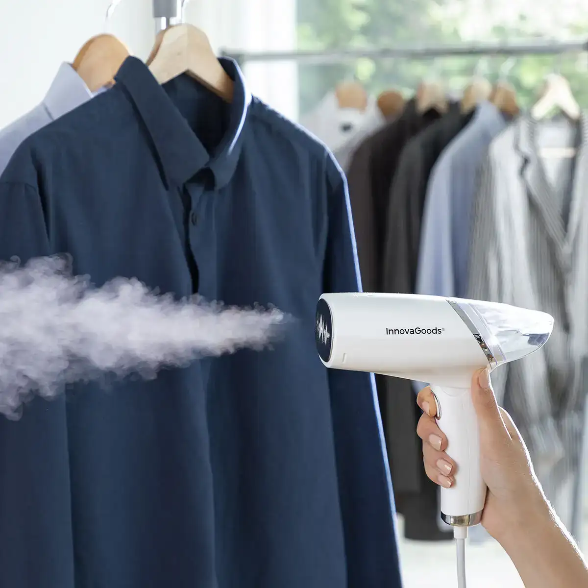 Fer a vapeur pliant vertical steeron innovagoods 1000 w_5992. DIAYTAR COTE D'IVOIRE - Là où les Rêves de Shopping Deviennent Réalité. Naviguez à travers notre catalogue diversifié et choisissez parmi une variété d'articles qui feront de votre shopping une expérience inoubliable.