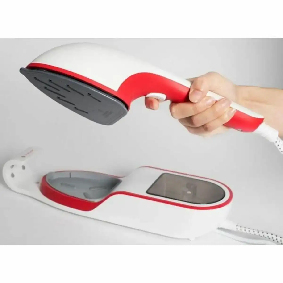 Fer a vapeur vertical singer swp smart 1500 w_2056. DIAYTAR COTE D'IVOIRE - Votre Portail vers l'Extraordinaire. Parcourez nos collections et découvrez des produits qui vous emmènent au-delà de l'ordinaire, créant une expérience de shopping mémorable.