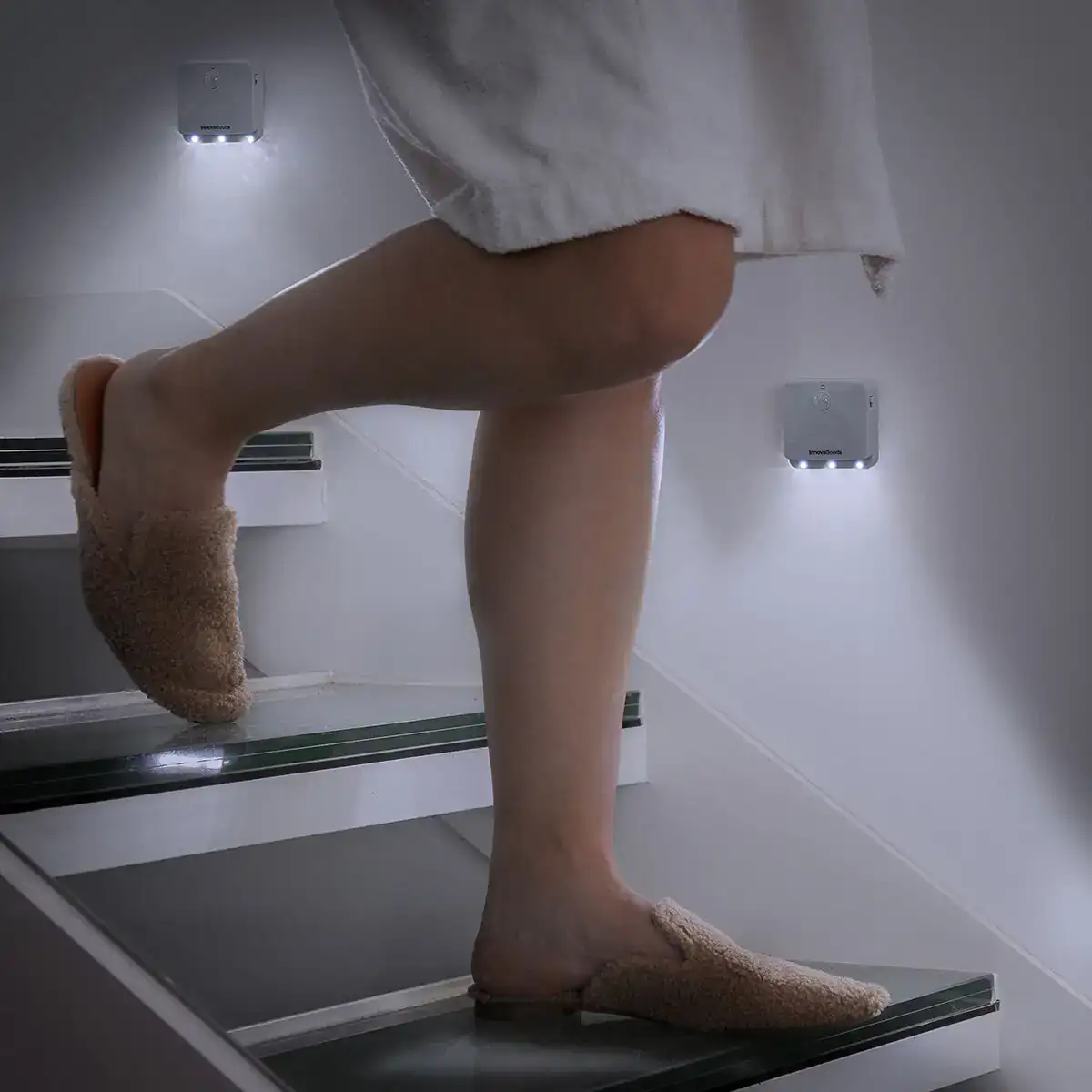 Lampe led avec de tecteur de mouvement lumtoo innovagoods 2 unite s_5752. DIAYTAR COTE D'IVOIRE - Là où Chaque Produit Est une Trouvaille. Parcourez notre catalogue diversifié et découvrez des articles qui enrichiront votre quotidien, du pratique à l'insolite.