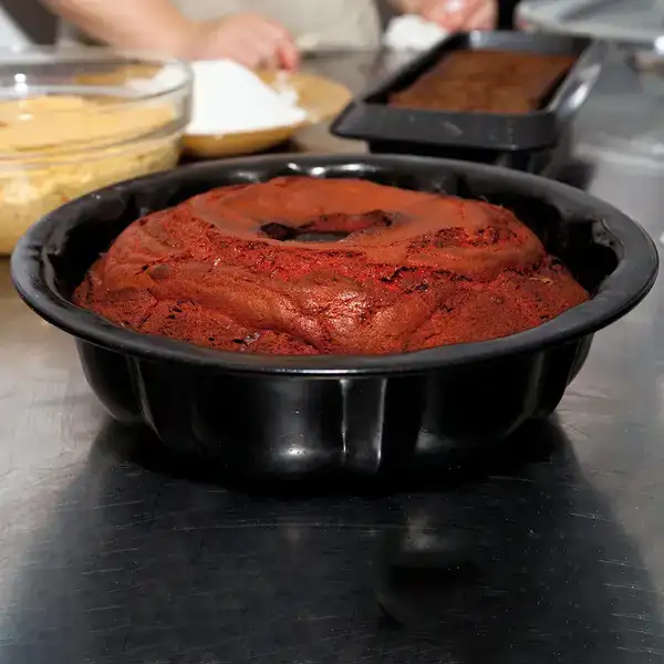 Moule cuisson quid doux savarin 26 x 8 cm_8298. DIAYTAR COTE D'IVOIRE - L'Univers du Choix et de l'Authenticité. Explorez notre catalogue et découvrez des articles qui incarnent le patrimoine du Côte d'Ivoire et la modernité du monde.