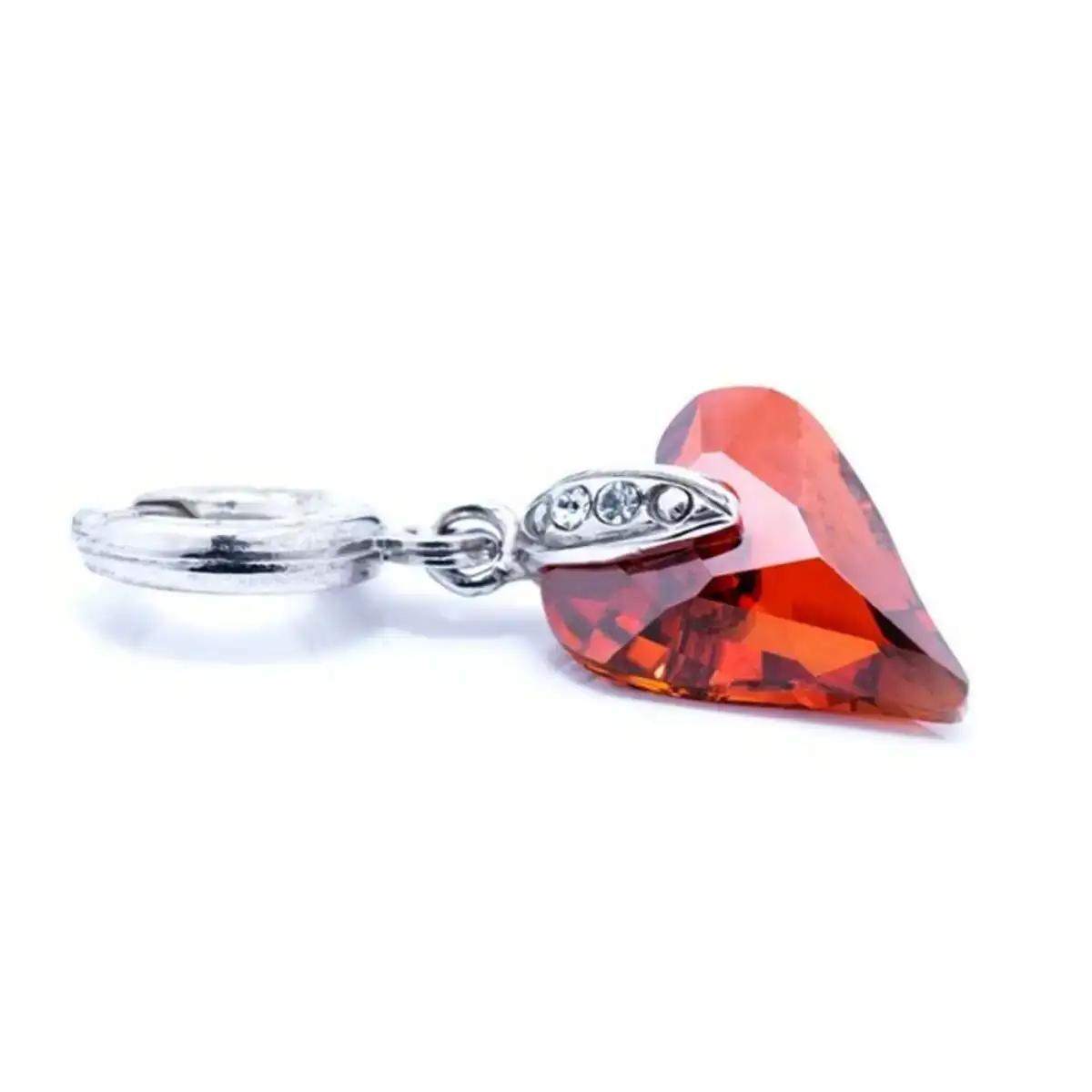 Perles femme viceroy vmm0287 09 rouge 1 cm_7217. Entrez dans l'Univers de DIAYTAR COTE D'IVOIRE - Où l'Élégance et la Variété se Rencontrent. Parcourez notre catalogue pour dénicher des articles qui ajoutent une touche d'élégance à votre vie.
