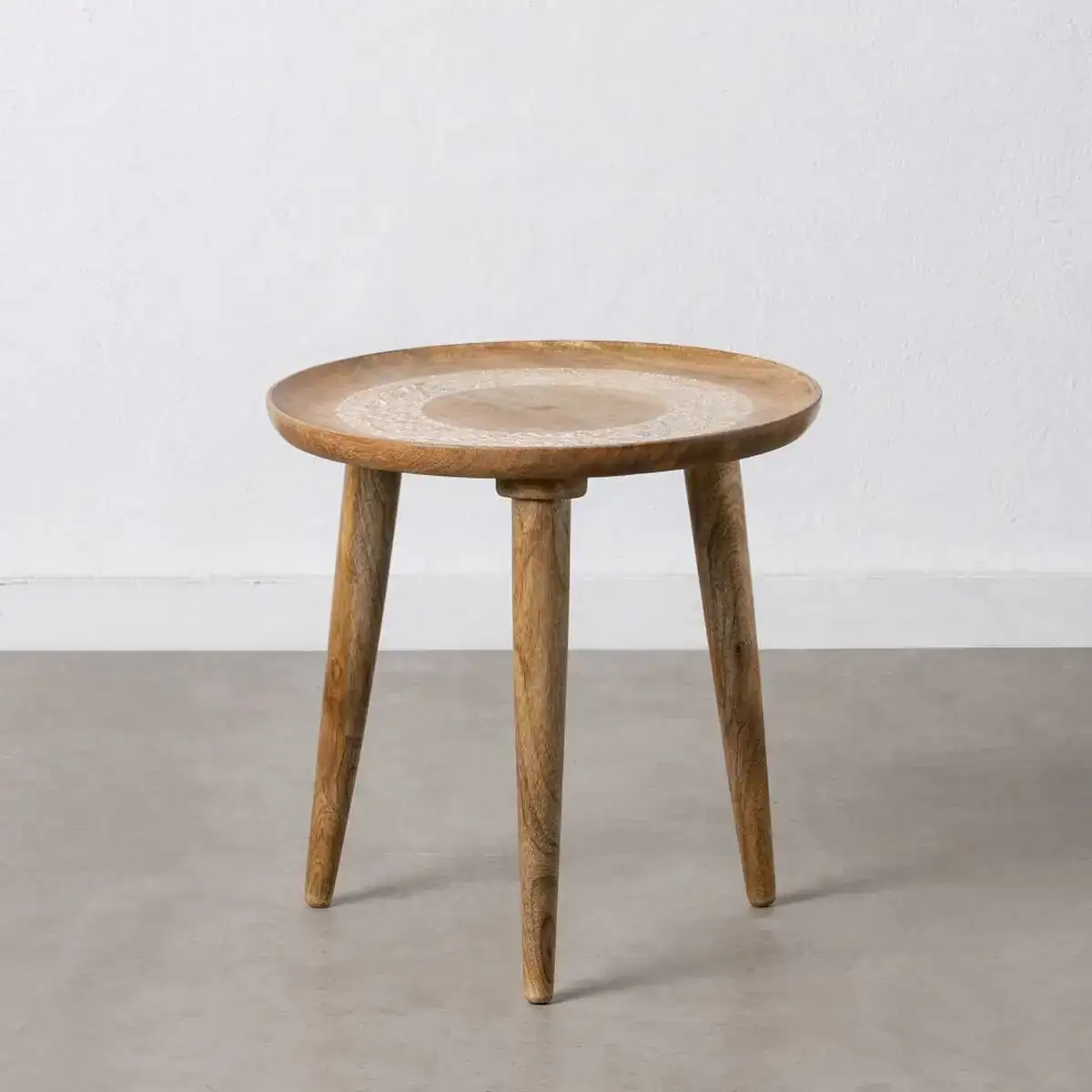 Table d appoint 45 x 45 x 46 cm manguier blanc naturel_7330. DIAYTAR COTE D'IVOIRE - Votre Passage vers l'Exceptionnel. Naviguez à travers notre sélection minutieuse et découvrez des articles qui apportent une touche spéciale à chaque instant de votre vie.
