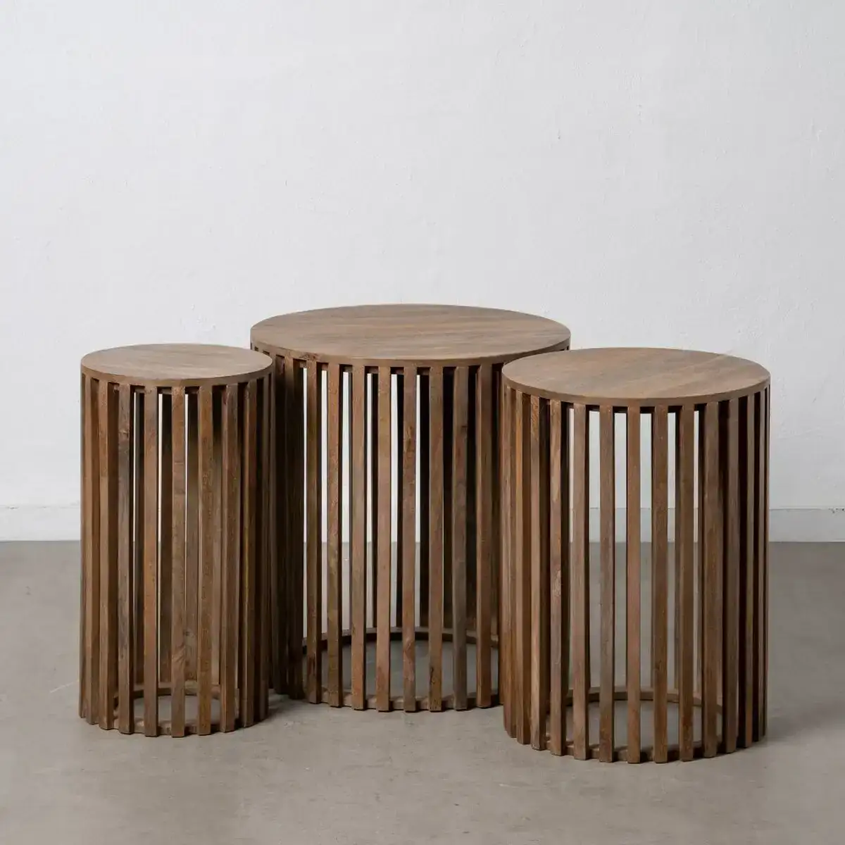 Table d appoint 55 x 55 x 59 cm bois de manguier naturel_9134. DIAYTAR COTE D'IVOIRE - Votre Plateforme Shopping Engagée. Explorez notre catalogue et choisissez des produits qui reflètent notre dévouement envers la qualité et la satisfaction du client.