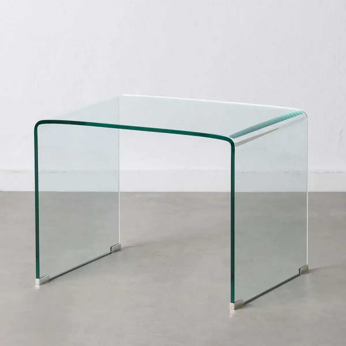 Table d appoint 63 x 50 x 48 cm transparent_8931. DIAYTAR COTE D'IVOIRE - Où Choisir Devient un Plaisir. Découvrez notre boutique en ligne et choisissez parmi une variété de produits qui satisferont tous vos besoins.