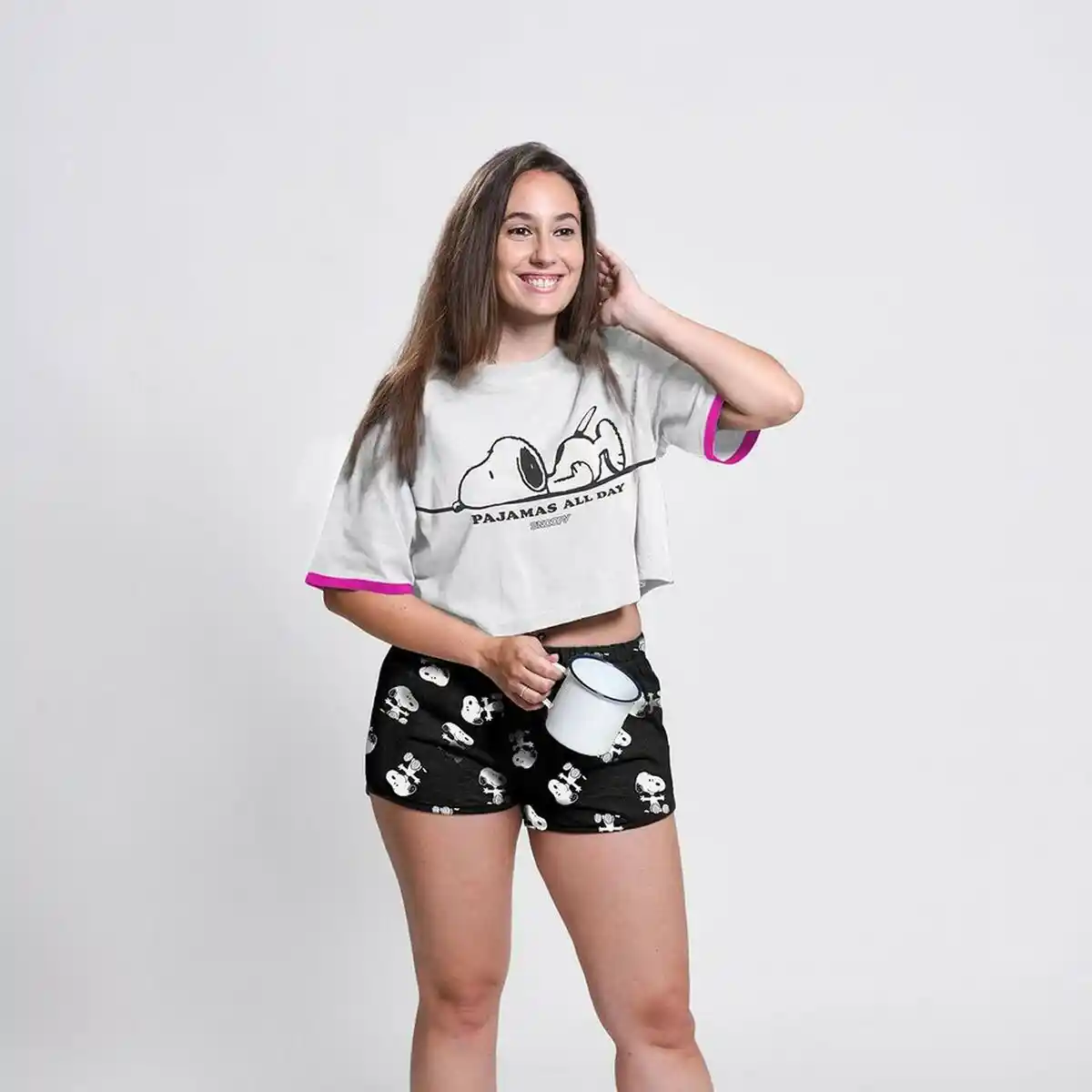 Pyjama d'été Snoopy Lady Noir Blanc. SUPERDISCOUNT FRANCE