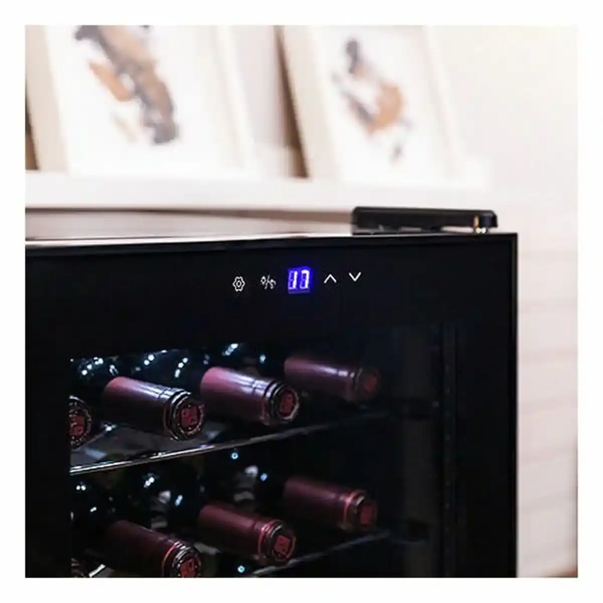 Vinoteca cecotec grandsommelier 20000 noir compresseur noir_7113. DIAYTAR COTE D'IVOIRE - Où l'Élégance Rencontre l'Authenticité. Naviguez à travers notre boutique en ligne et choisissez des produits qui incarnent le style et la tradition du Côte d'Ivoire.