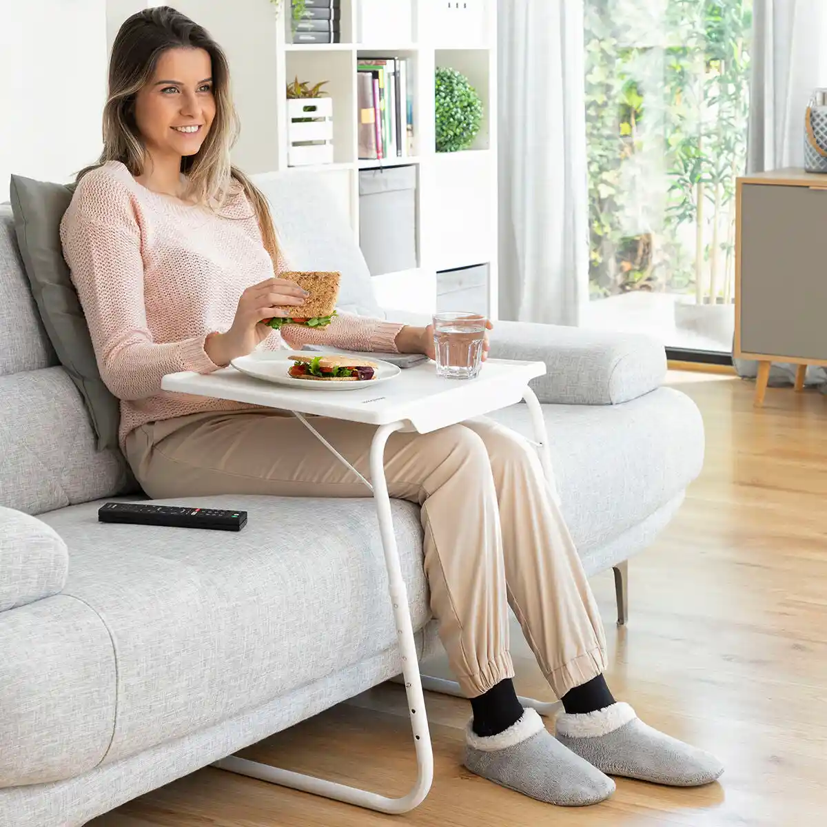 Table d appoint pliante multi positions table pliante innovagoods_1668. DIAYTAR COTE D'IVOIRE - Là où Choisir est un Acte d'Amour pour le Côte d'Ivoire. Explorez notre gamme et choisissez des produits qui célèbrent la culture et l'artisanat du pays.