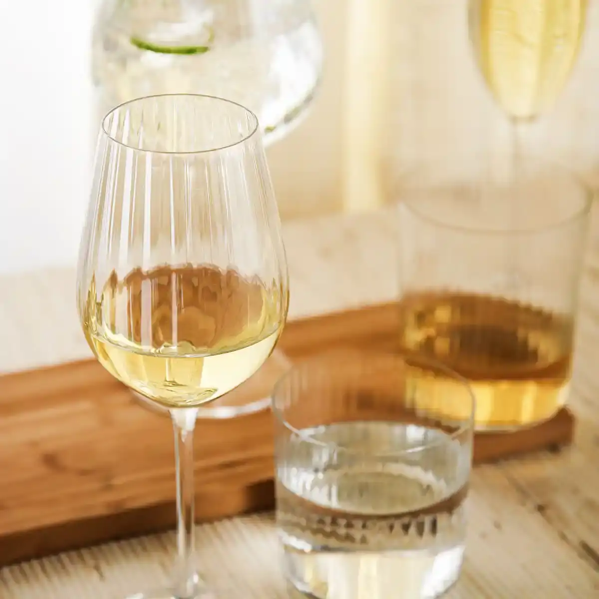 Verre a vin cristal de boheme optique transparent 650 ml 6_7098. DIAYTAR COTE D'IVOIRE - Là où Chaque Produit Évoque une Émotion. Parcourez notre catalogue et choisissez des articles qui vous touchent et qui enrichissent votre expérience.