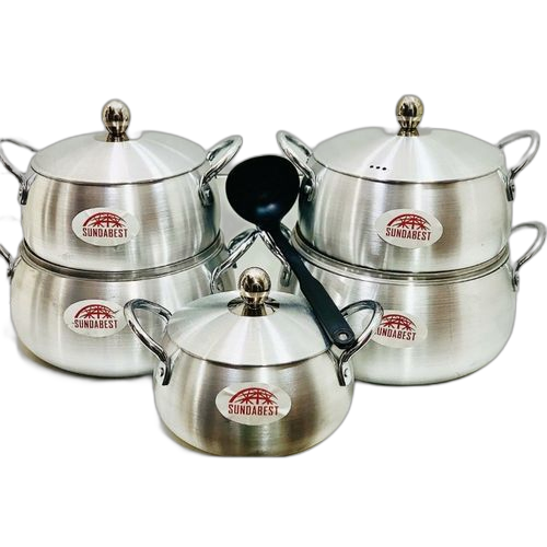 Ensemble de 5 bols inox avec 1louche marque:ge