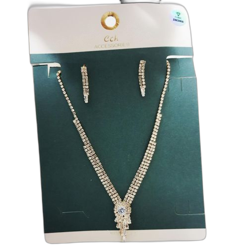 Parure de bijoux collier et boucles d'oreilles avec pierre zircon