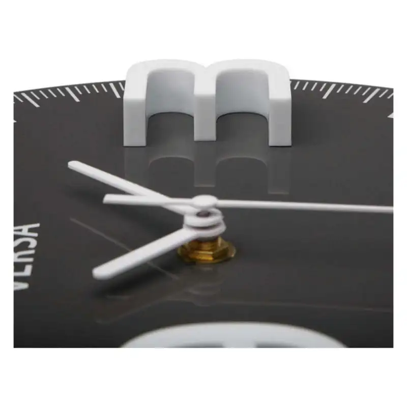 Horloge murale versa plastique 4 x 285 x 285 cm_3775. Entrez dans l'Univers de DIAYTAR COTE D'IVOIRE - Où Choisir est un Voyage. Explorez notre gamme diversifiée et trouvez des articles qui répondent à tous vos besoins et envies.