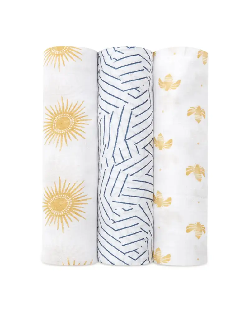 Lot de 3 maxi langes en mousseline aden anais golden sun_2423. Bienvenue chez DIAYTAR COTE D'IVOIRE - Où Votre Shopping Prend Vie. Découvrez notre univers et dénichez des trésors qui ajoutent de la couleur à votre quotidien.