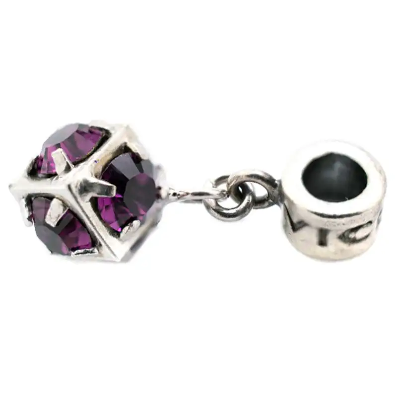 Perles dames viceroy vmm0197 17 argent rouge 1 cm_3990. DIAYTAR COTE D'IVOIRE - L'Essence de la Tradition et de la Modernité réunies. Explorez notre plateforme en ligne pour trouver des produits authentiques du Côte d'Ivoire, tout en découvrant les dernières tendances du monde moderne.