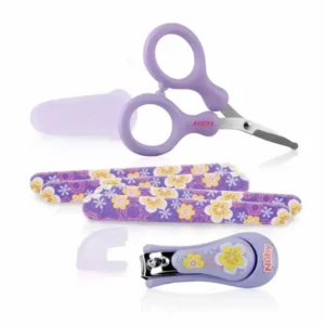 Pack manucure nuby ciseaux coupe ongles lime 0m violet_3408. DIAYTAR COTE D'IVOIRE - Où Chaque Produit est une Histoire à Raconter. Découvrez notre sélection de produits qui vous permettent de créer votre propre récit à travers vos achats.