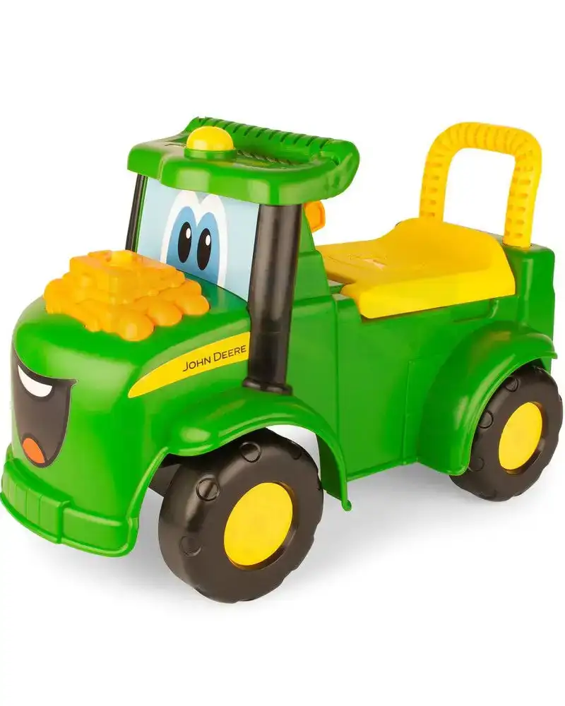 John deere ride on johnny tractor 12m_5822. DIAYTAR COTE D'IVOIRE - Votre Passage vers le Raffinement. Plongez dans notre univers de produits exquis et choisissez des articles qui ajoutent une touche de sophistication à votre vie.