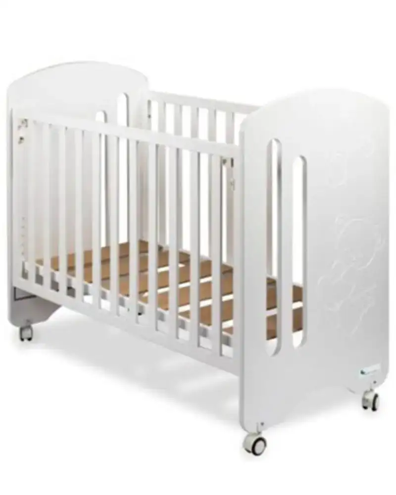 Lit bebe lovely premium_5198. DIAYTAR COTE D'IVOIRE - L'Univers de l'Élégance Accessible. Plongez dans notre catalogue et choisissez des produits qui allient sophistication et accessibilité pour un shopping exquis.