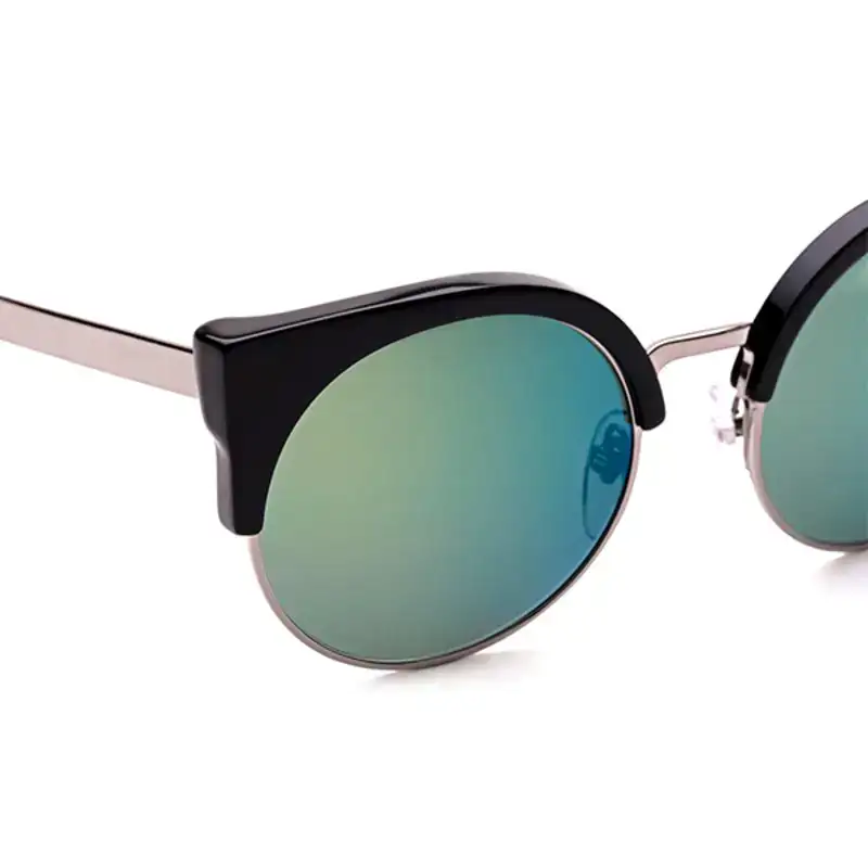 Lunettes de soleil unisexe retrosuperfuture pbg r noir vert o 53 mm_8243. DIAYTAR COTE D'IVOIRE - Votre Source de Trésors Culturels. Naviguez à travers notre catalogue et trouvez des articles qui mettent en avant la richesse de la culture sénégalaise.