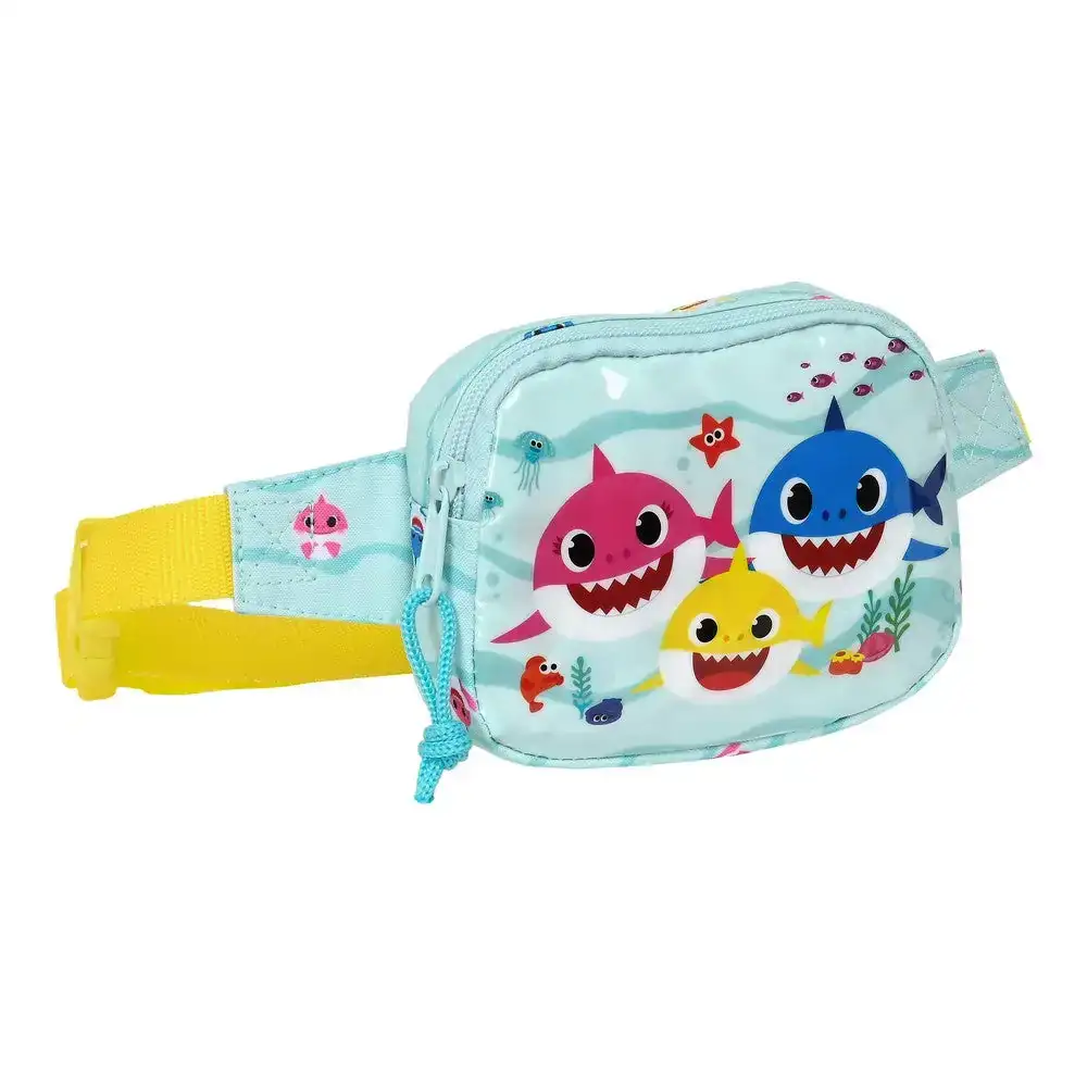 Pochette ceinture baby shark beach day jaune bleu clair 14 x 11 x 4 cm_6252. Découvrez DIAYTAR COTE D'IVOIRE - Là où le Choix Rencontre la Qualité. Parcourez notre gamme diversifiée et choisissez parmi des produits conçus pour exceller dans tous les aspects de votre vie.