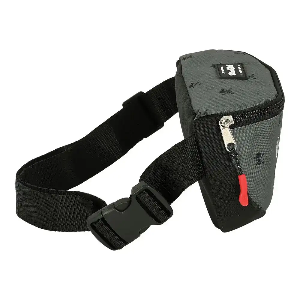 Pochette ceinture blackfit8 skull noir gris 23 x 14 x 9 cm_1873. DIAYTAR COTE D'IVOIRE - L'Écrin de Vos Désirs Shopping. Parcourez notre boutique en ligne et explorez des produits minutieusement choisis pour répondre à vos envies les plus exigeantes.