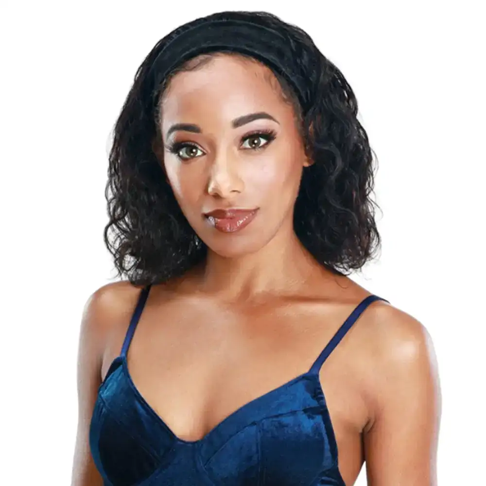 Zury sis human revive 100 human hair headband wig hrvb reto_3240. DIAYTAR COTE D'IVOIRE - Là où Chaque Achat Contribue à un Rêve. Naviguez à travers notre boutique en ligne et soutenez des artisans talentueux tout en acquérant des trésors.
