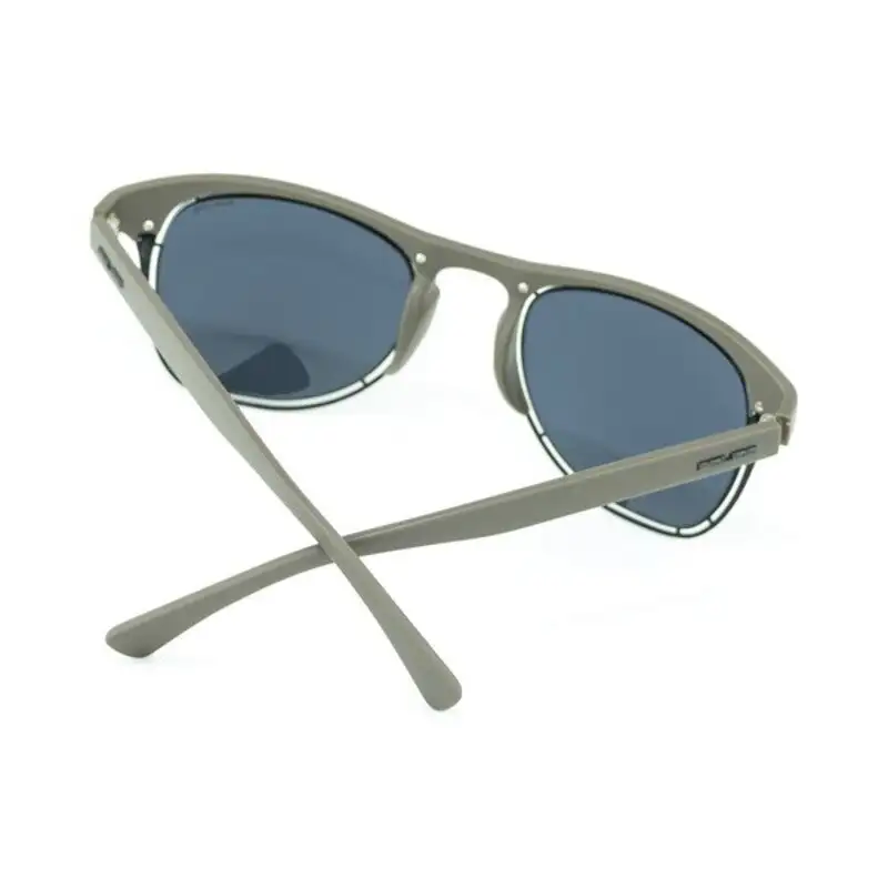 Lunettes de soleil homme police s 1954 06vp 51 mm_5835. DIAYTAR COTE D'IVOIRE - L'Écrin de Vos Désirs Shopping. Parcourez notre boutique en ligne et explorez des produits minutieusement choisis pour répondre à vos envies les plus exigeantes.