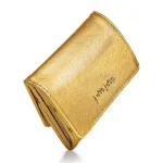 Porte monnaie folli follie cuir dore 7 x 9 cm_9189. DIAYTAR COTE D'IVOIRE - Là où la Qualité se Marque d'une Touche Côte d'Ivoireaise. Naviguez à travers notre boutique en ligne et choisissez des produits qui allient excellence et tradition.