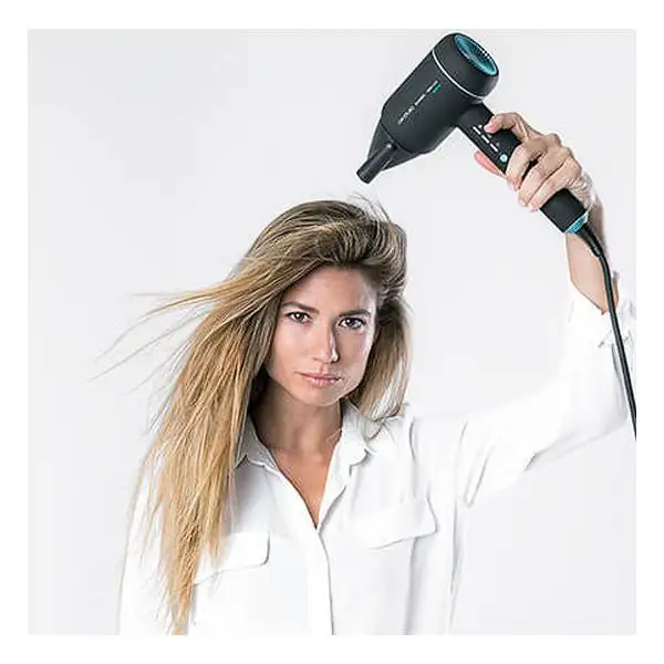 Seche cheveux cecotec bamba ionicare 6000 rockstar ice 1800w noir_5668. DIAYTAR COTE D'IVOIRE - Votre Portail Vers l'Exclusivité. Explorez notre boutique en ligne pour découvrir des produits uniques et raffinés, conçus pour ceux qui recherchent l'excellence.