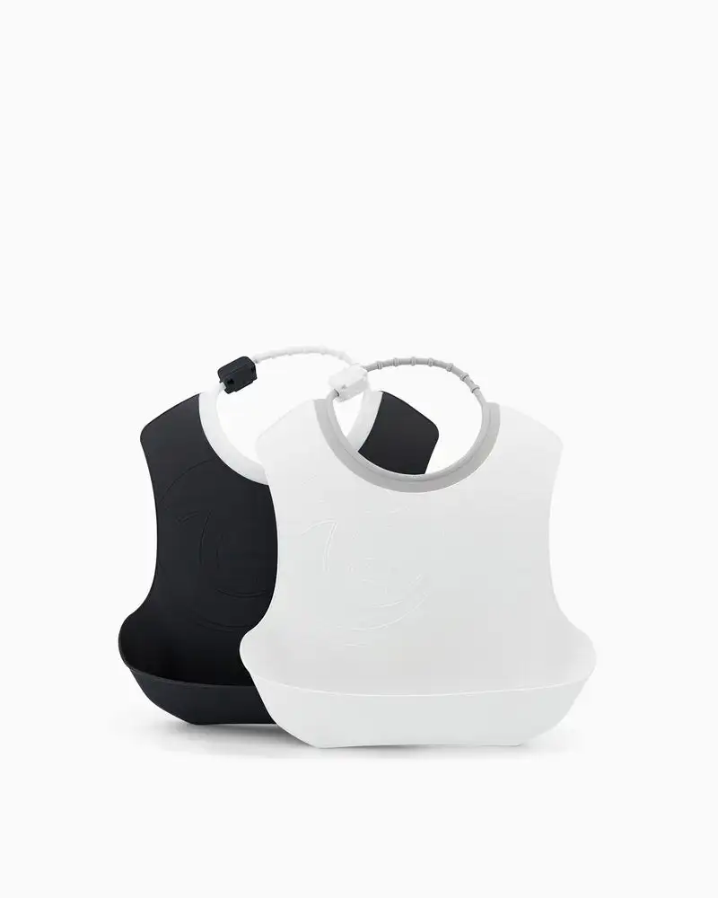 Set de 2 bavoirs en silicone blanc noir twistshake_3655. DIAYTAR COTE D'IVOIRE - Où la Qualité est Notre Engagement. Explorez notre boutique en ligne pour découvrir des produits conçus pour vous apporter satisfaction et plaisir.