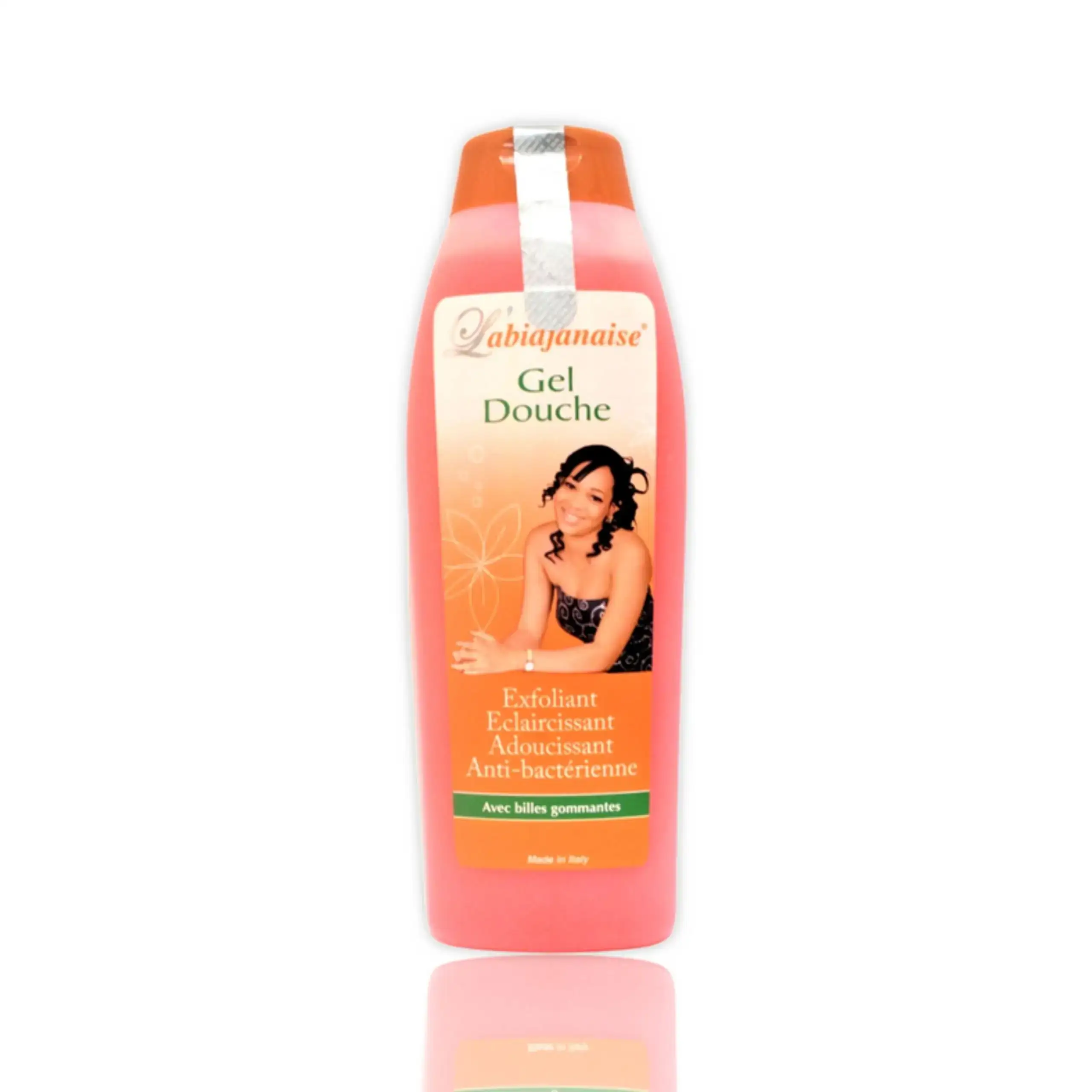 L abidjanaise gel douche exfoliant eclaircissant 500 ml_7422. DIAYTAR COTE D'IVOIRE - Où Choisir est un Acte de Création. Naviguez à travers notre plateforme et choisissez des produits qui complètent votre histoire personnelle.