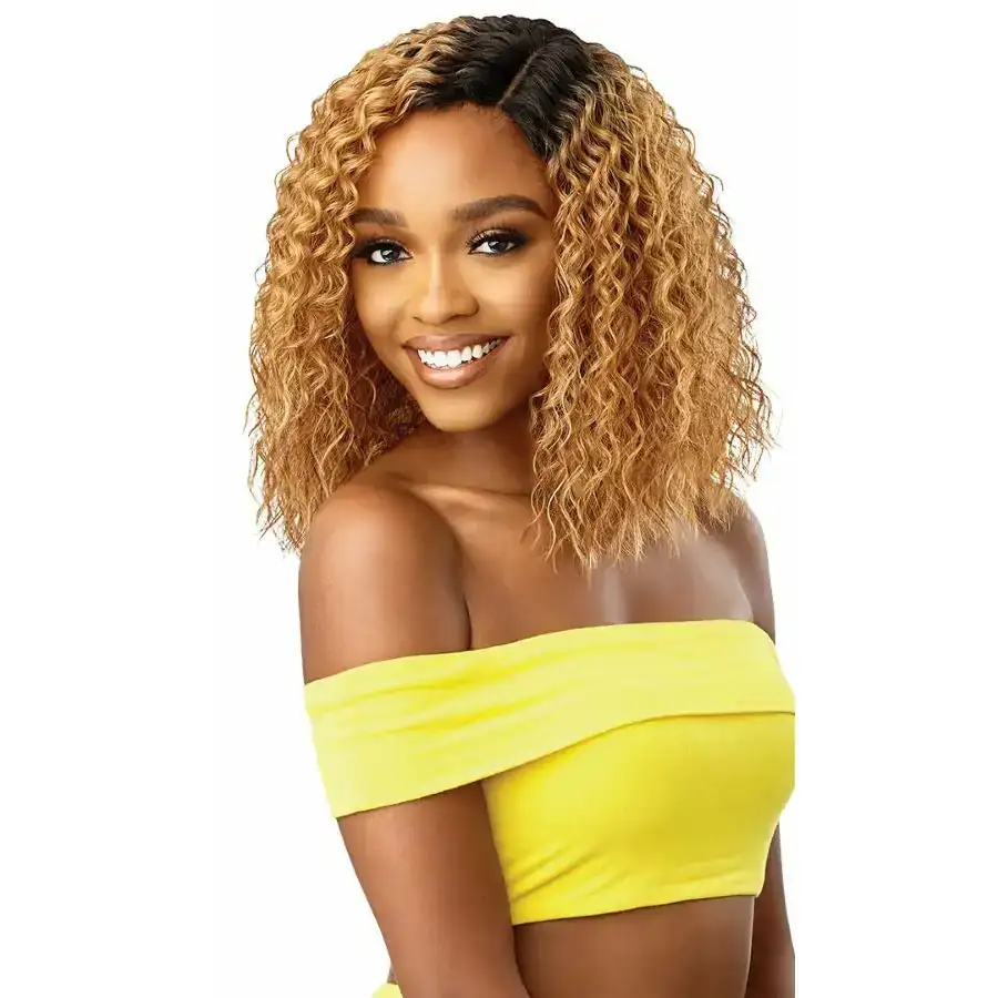 Outre the daily wig perruque synthetique avec partie en dentelle houston_3537. DIAYTAR COTE D'IVOIRE - Votre Passage vers l'Élégance Abordable. Explorez notre collection où chaque produit est choisi pour sa qualité et son accessibilité, incarnant ainsi l'essence du Côte d'Ivoire.