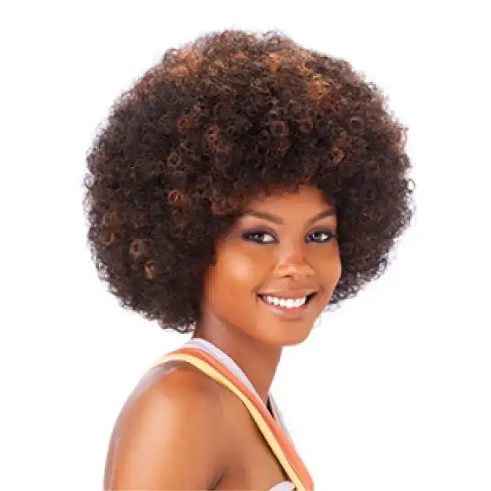 Perruque synthetique freetress equal perruque afro moyenne_8621. DIAYTAR COTE D'IVOIRE - Où l'Élégance Rencontre l'Authenticité. Naviguez à travers notre boutique en ligne et choisissez des produits qui incarnent le style et la tradition du Côte d'Ivoire.