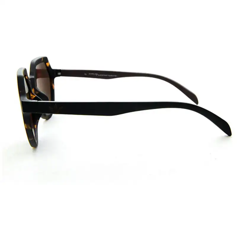 Lunettes de soleil femme adidas aor018 148 009 o 53 mm_4928. DIAYTAR COTE D'IVOIRE - L'Art de Vivre avec Authenticité. Explorez notre gamme de produits artisanaux et découvrez des articles qui apportent une touche unique à votre vie.