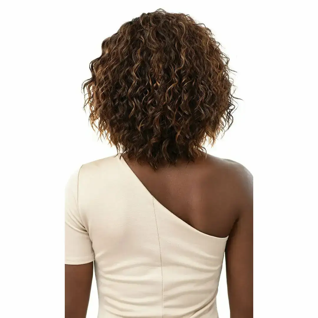 Outre melted hairline hd synthetique lace front wig thais_3399. Plongez dans le Monde de DIAYTAR COTE D'IVOIRE - Où Chaque Article Raconte une Histoire. Explorez notre vaste assortiment et choisissez des produits qui vous parlent et reflètent votre style unique.